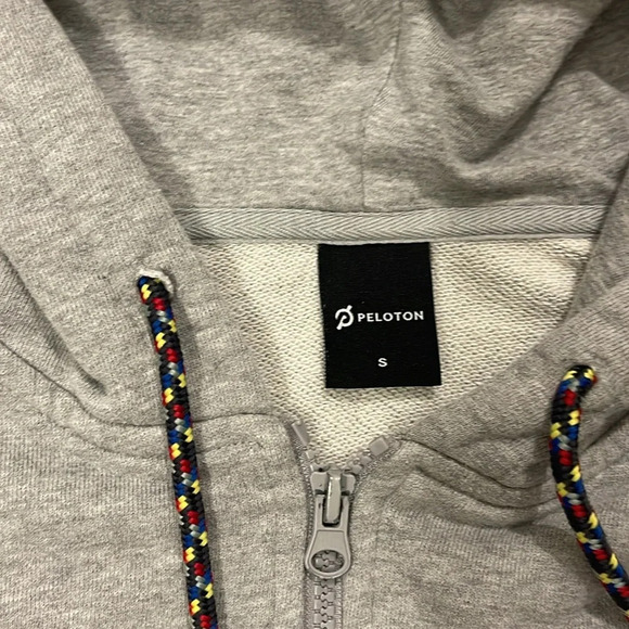 Peloton Hoodie Womens small Gray Full Zip Sweatshirt Multicolor Graphic - Picture 5 of 6